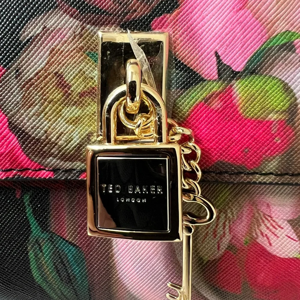 Ted Baker Lock & Key Crossbody Bag NWT - Picture 13 of 13